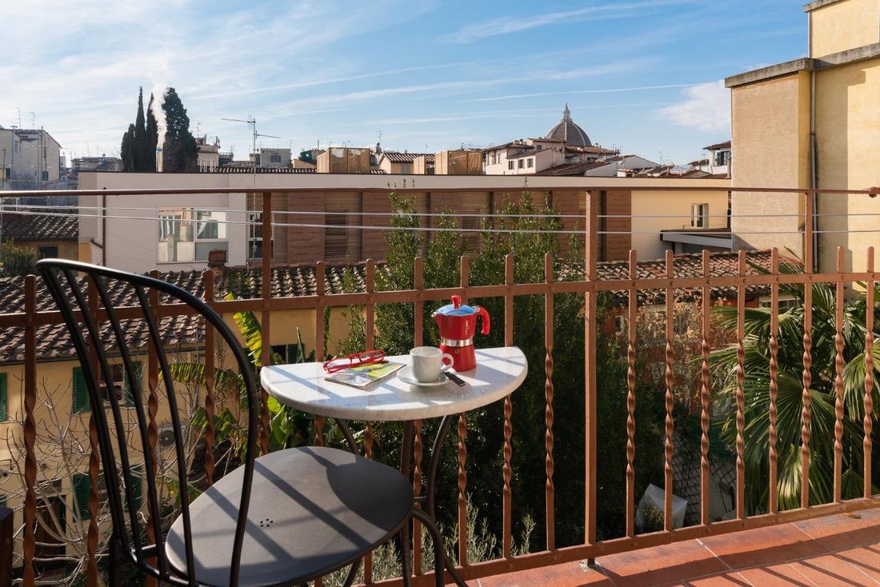Lovely Apartment With Balcony Florencia Exterior foto
