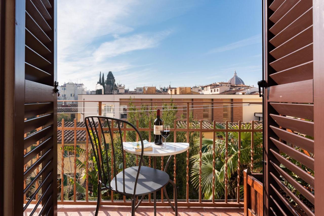 Lovely Apartment With Balcony Florencia Exterior foto